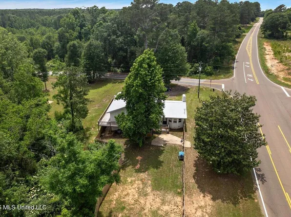 592 Nub McNair Rd, Magee, MS 39111