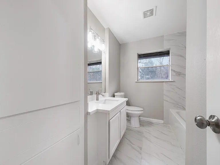 9347 Clearway Dr — Photo 13