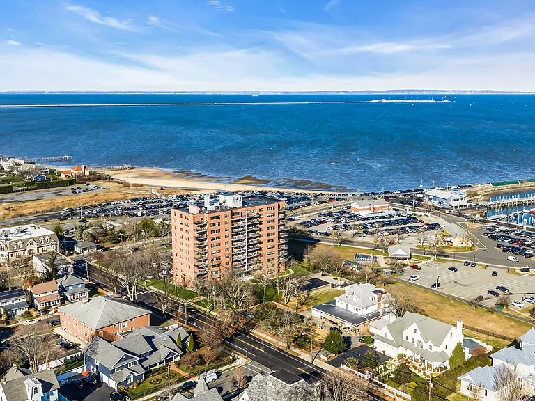 ELK Harbor View LLC — Photo 33