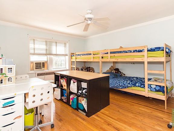 5th image of 5424 Arlington Ave APT H61