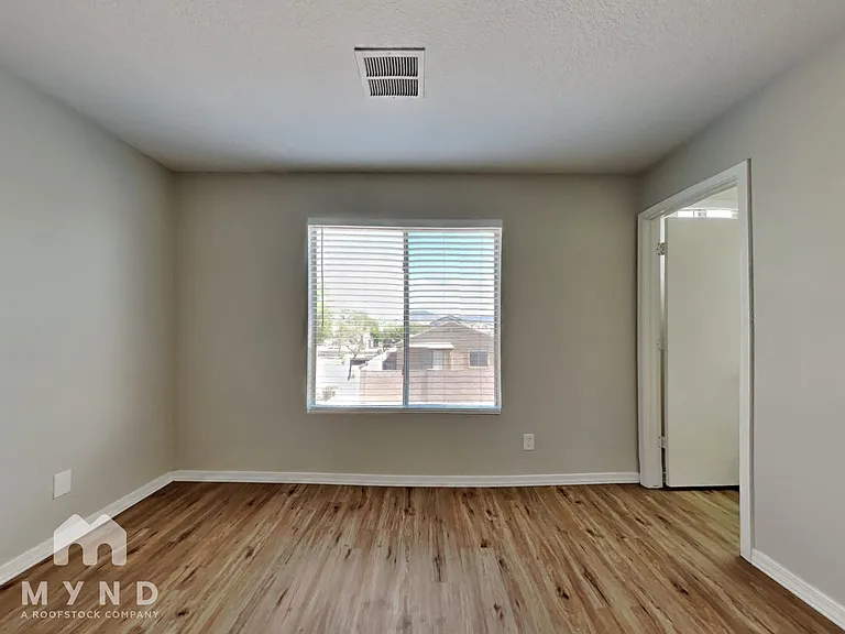 10904 E Azalea Ave — Photo 9