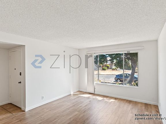 5th image of 1535 Turriff Way