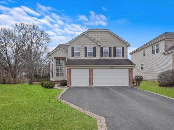 2879 Glenarye Dr, Lindenhurst, IL 60046