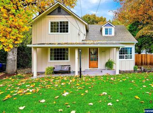 457 NW Alder St, Mill City, OR 97360