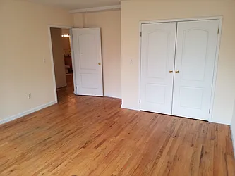 Rented by Nest Seekers International