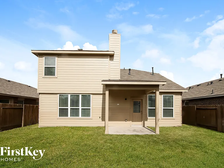 2526 Cold River Dr — Photo 15
