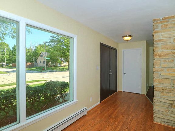 4th image of 4525 Harrison Rd