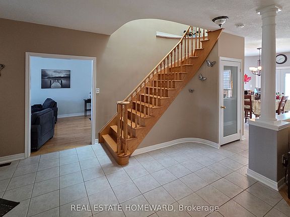 5th image of 139 Birkhall Pl
