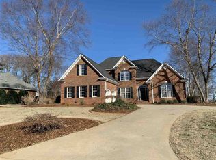 530 Gorham Dr, Boiling Springs, SC 29316