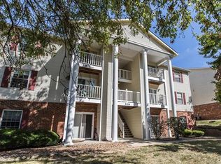 3129 Edwards Pl APT 102, Maryland Heights, MO