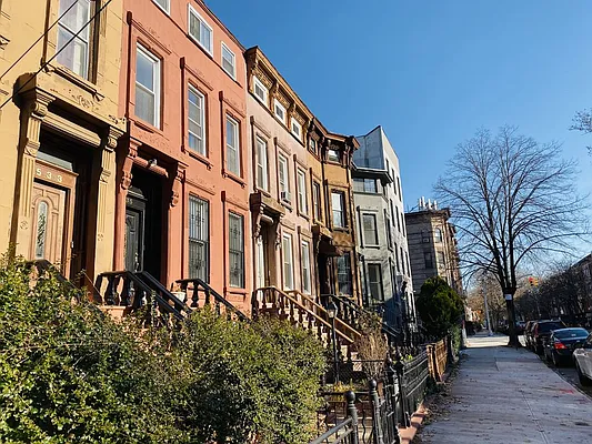 Rented by Fifth & Forever LLC | media 1