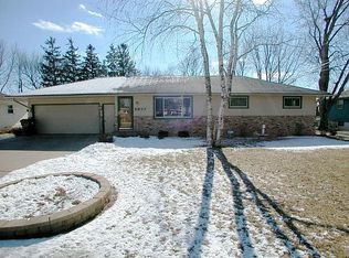 9877 93rd Pl N, Maple Grove, MN 55369