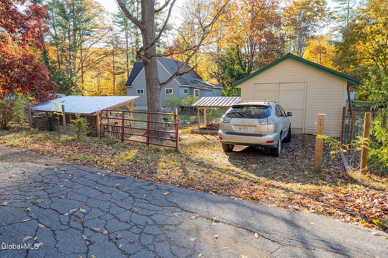 4th image of 7 Corinth Place