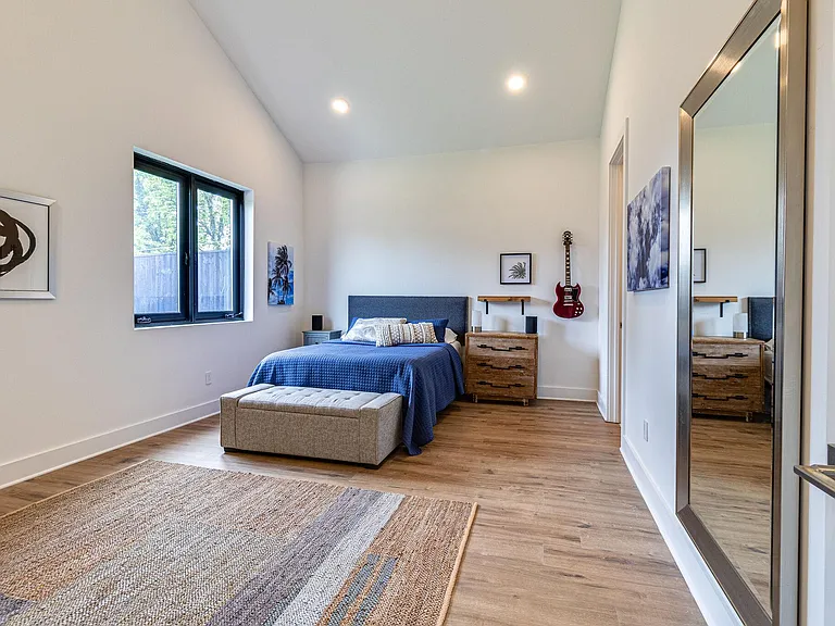 100 Clubhouse Bay — Photo 10