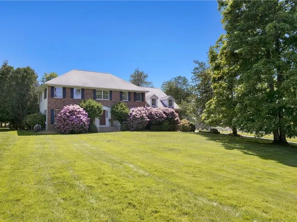 7 Apache Circle, Katonah, NY 10536