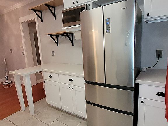 3rd image of 1715 Sonoma Blvd APT 208