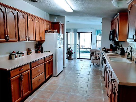 4th image of 2655 Einwood Dr