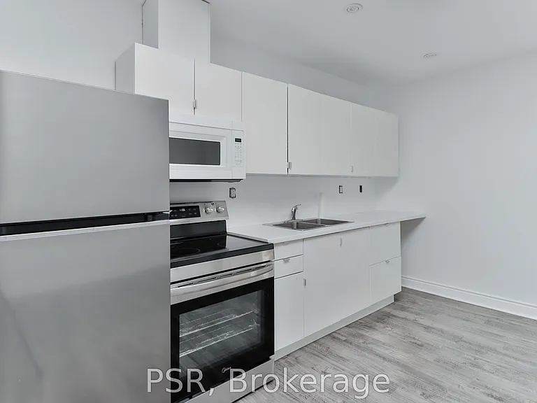 1364 Saint Clair Ave W #202 — Photo 12