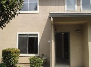 572 Pirinen Ln APT D, Modesto, CA 95354