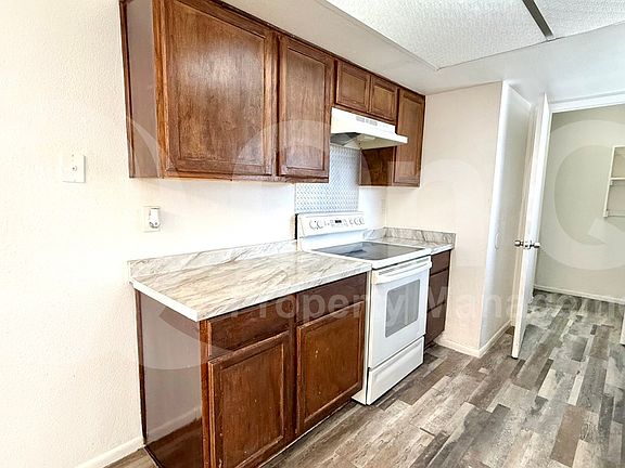3rd image of 4220 N 69th Ln Unit 1347
