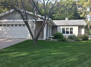 3931 Linden Cir, Excelsior, MN 55331