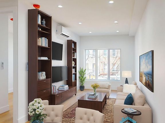 2nd image of 1215 Putnam Ave #2D