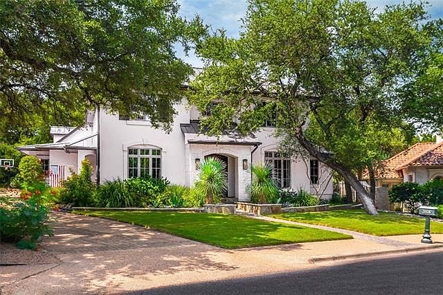 1st image of 3008 Sparkling Brook Ln
