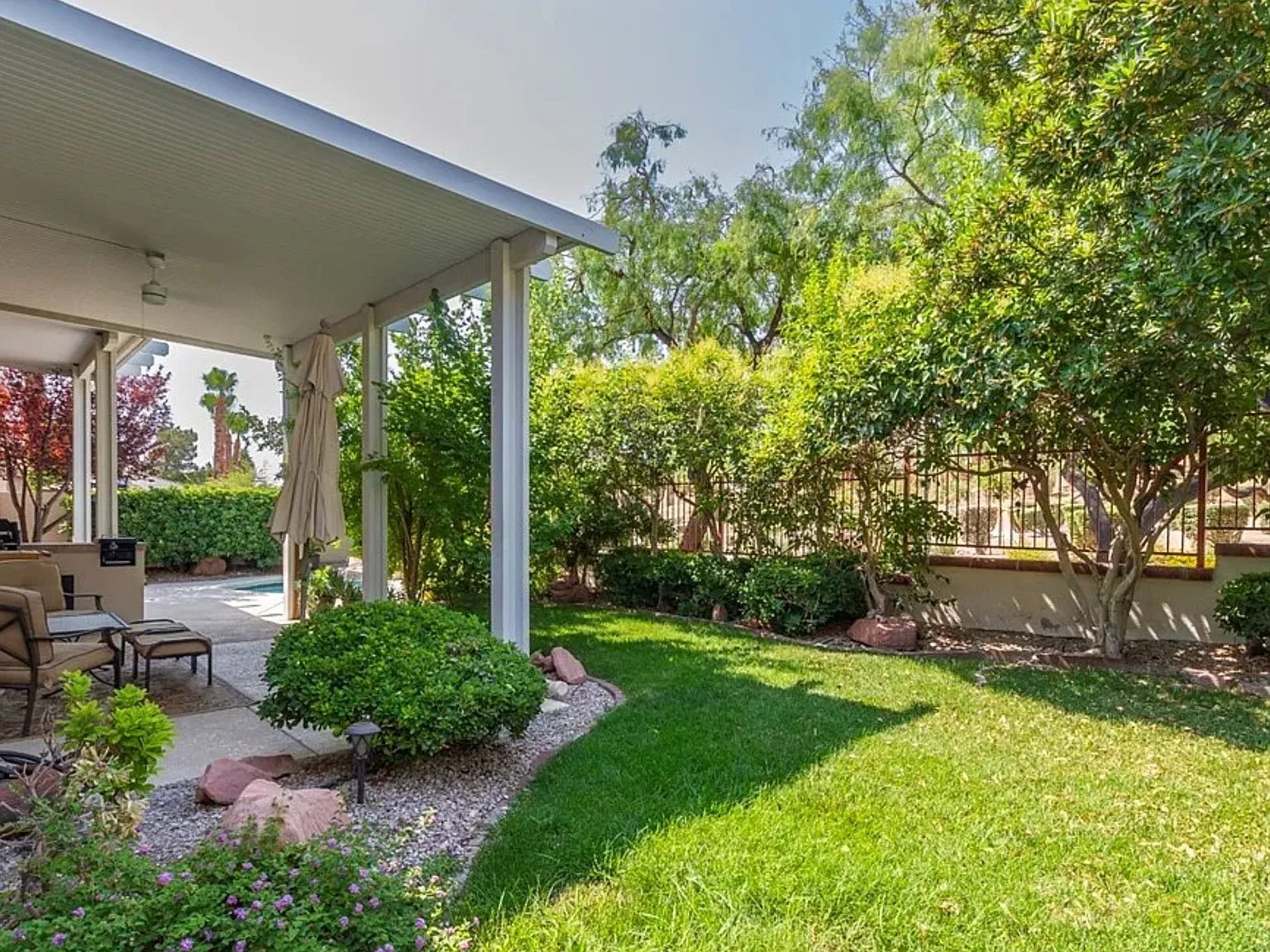 3 bed, 2.5 bath, 2417 sqft, $3,550 — Photo 4