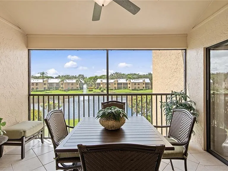577 Beachwalk Cir #R-202 — Photo 17