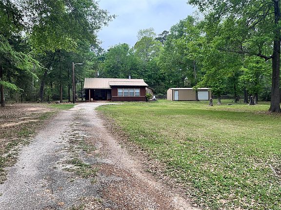 2nd image of 25881 Pine Oak Dr