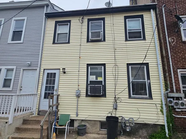 44 Tyrell Ave, Trenton, NJ 08638