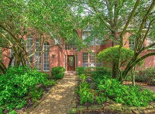 27 S Buck Rdg, The Woodlands, TX 77381