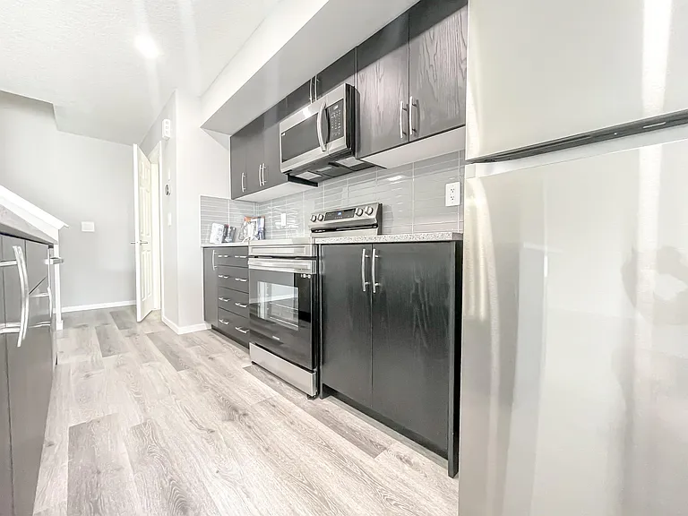 831 Windbury St SW — Photo 7