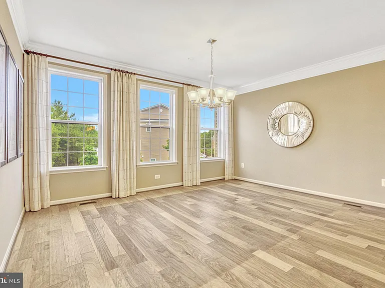 21491 Willow Breeze Sq — Photo 11