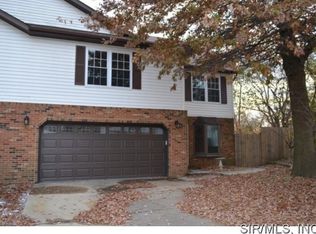 148 Clinton Hill Dr, Belleville, IL 62226