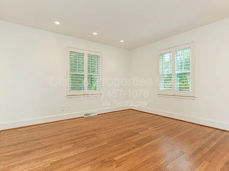 421 Blairmore Dr — Photo 18