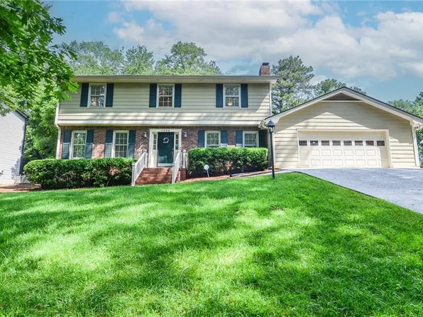 1206 Tred Avon Way SW, Lilburn, GA 30047
