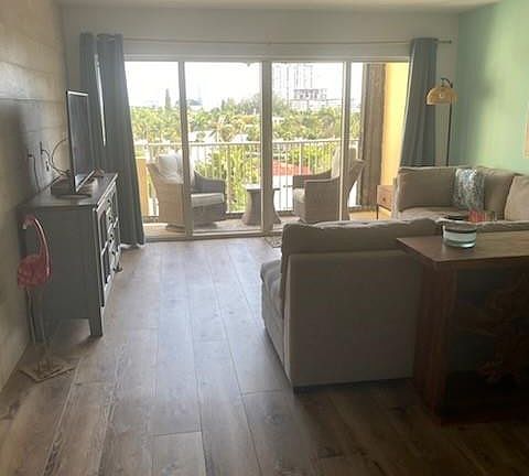 2nd image of 1200 Hibiscus Avenue #603