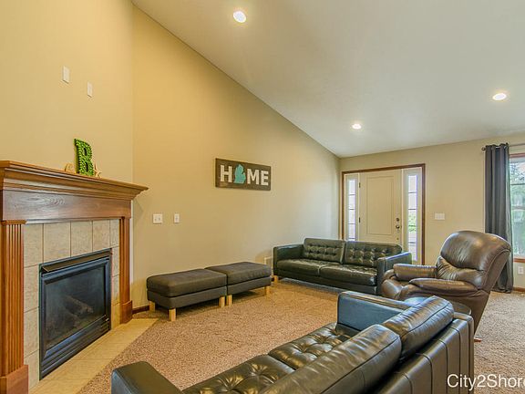 4th image of 3446 Nobb Hill Dr