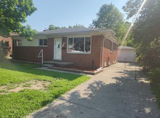 8634 N Evangeline St, Dearborn Heights, MI 48127