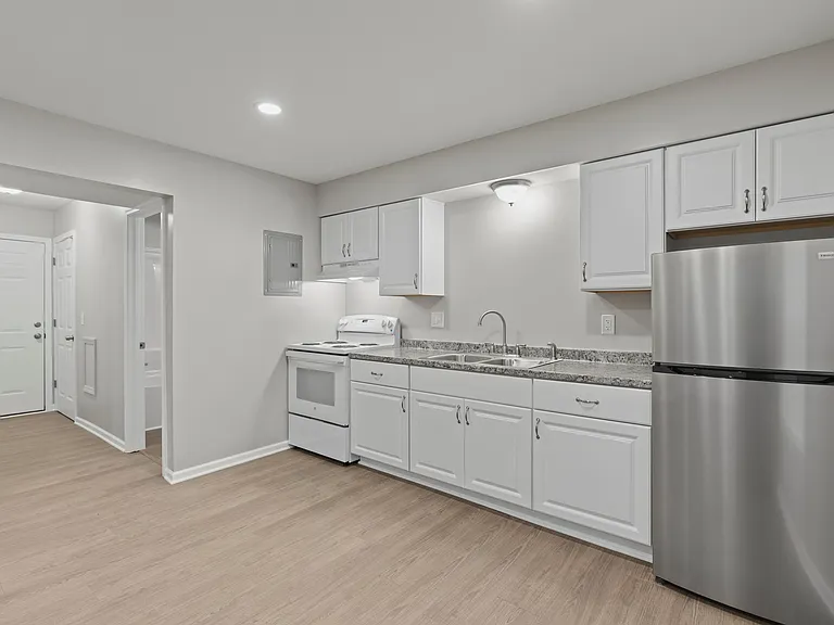 816 Asylum St #1 — Photo 8