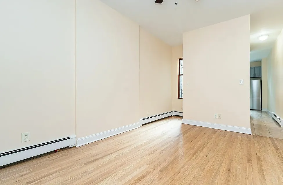Building Photo - 878 Greene Ave #2L