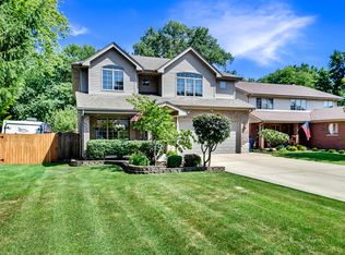 6774 W 113th St, Worth, IL