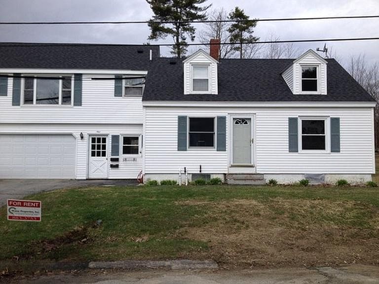 9 Oak Ave Freeport ME Zillow