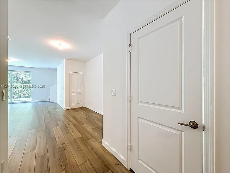 4607 Hollister Ave #4607 — Photo 5