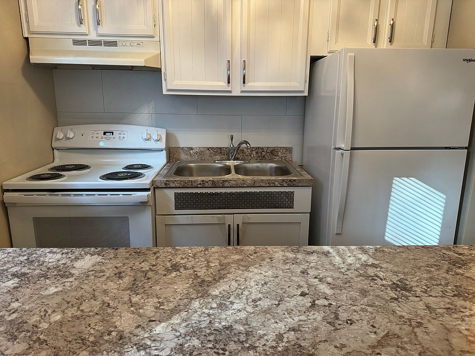 1st image of 1-1646 20th St