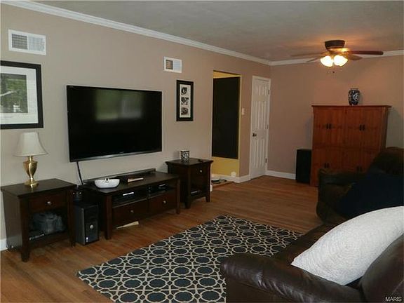 4th image of 4109 Golden Valley Dr