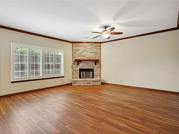 4th image of 4509 Shaw St APT 104