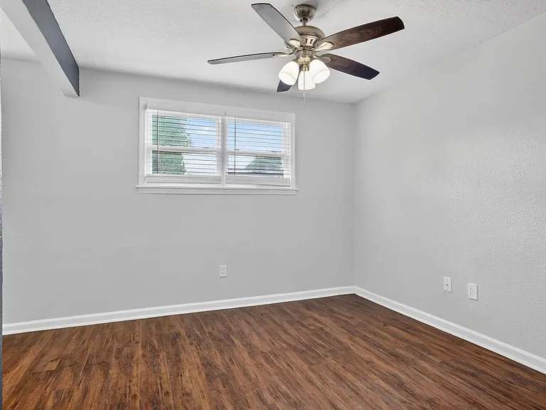 Walnut Ridge Apartments — Photo 22