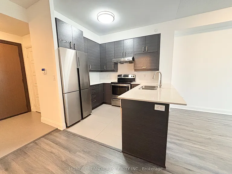 1 Uptown Dr #207 — Photo 5